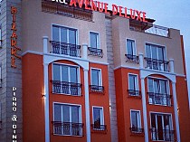 Avenue Deluxe Hotel - 