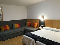 Hotel Del Mar - Featured Image
