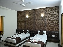 Hotel Vaishnavi - Featured Image