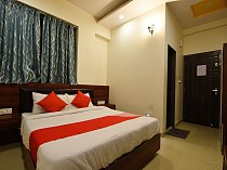 Hotel Apple 9 By OYO Rooms - Featured Image