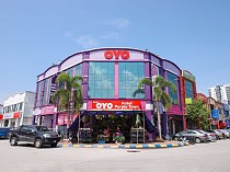 Hotel Purple Town By OYO Rooms