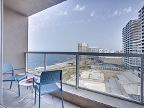 Hotel MODERN SEAVIEW APARTMENT IN A PRIME LOCATION